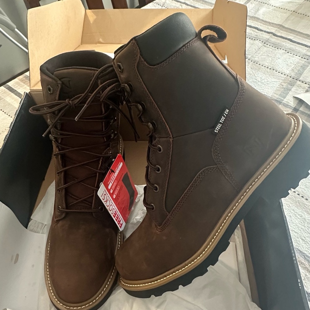 Nautilus Men's Dark Brown Steel Toe Boots - Picture 3 of 7